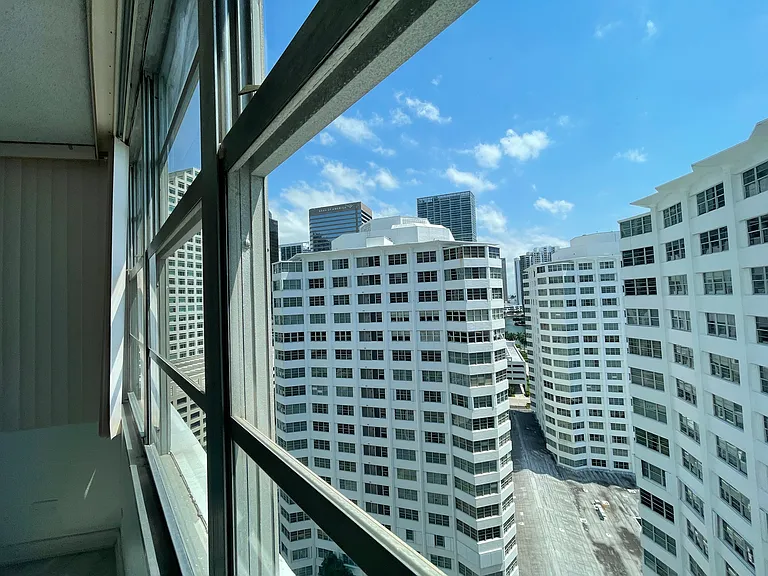 999 Brickell Bay Dr #1805 — Photo 9