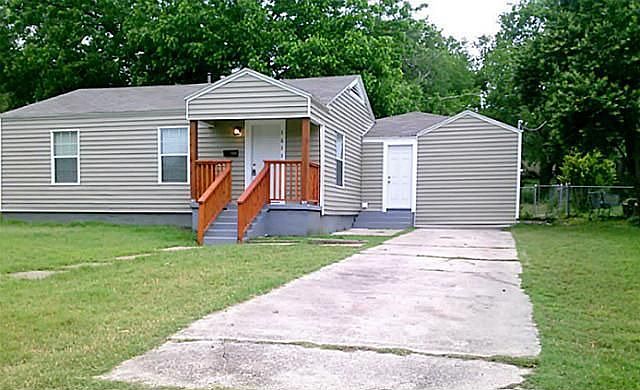 1st image of 1633 Long Ave