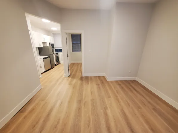 857 Beacon St, Boston, MA