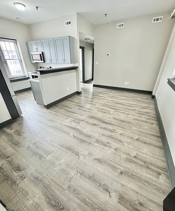 1st image of 620 Price St