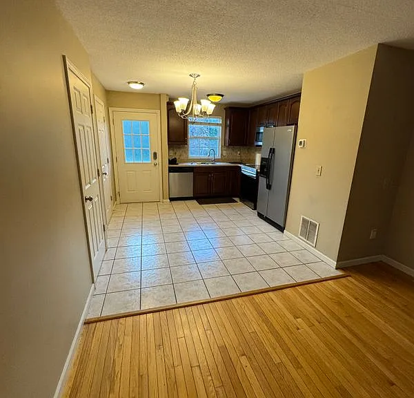 41 Waters Edge Dr #41 — Photo 4