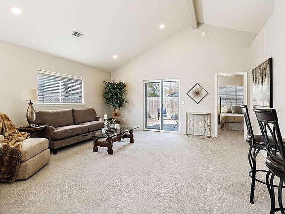 2nd image of 553 Mountain View Dr