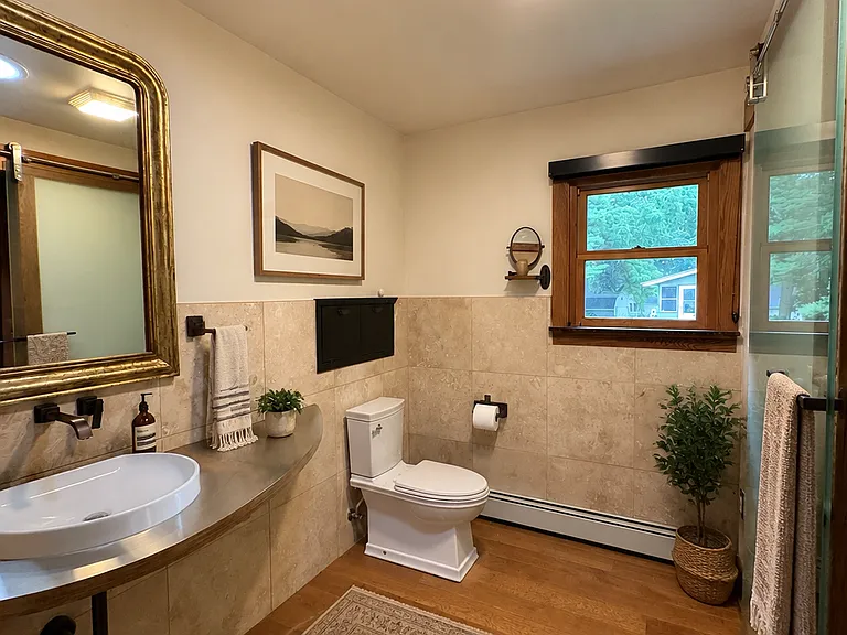 916 W Dean Ave — Photo 13