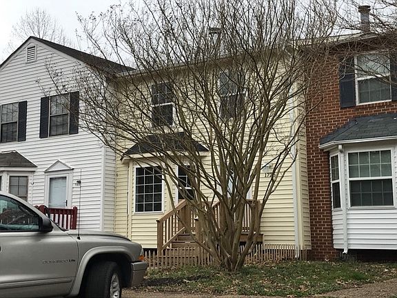 2nd image of 1726 Skiffes Creek Cir