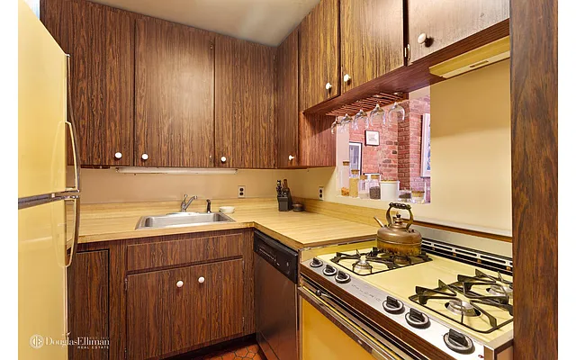 Sold by Douglas Elliman | media 6