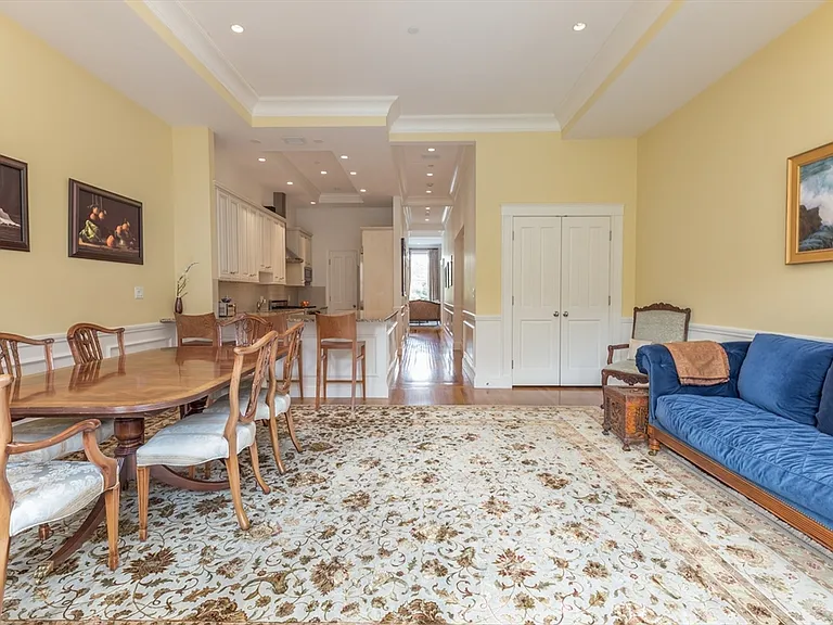212 Beacon St #2 — Photo 7