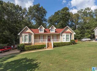 5216 Chestnut Ln, Pinson, AL 35126