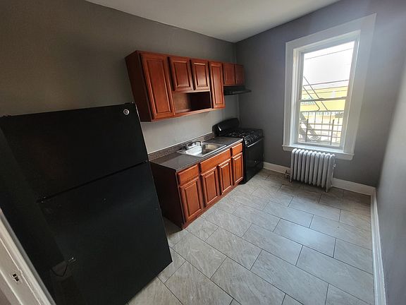 5th image of 83 2nd Ave APT 102