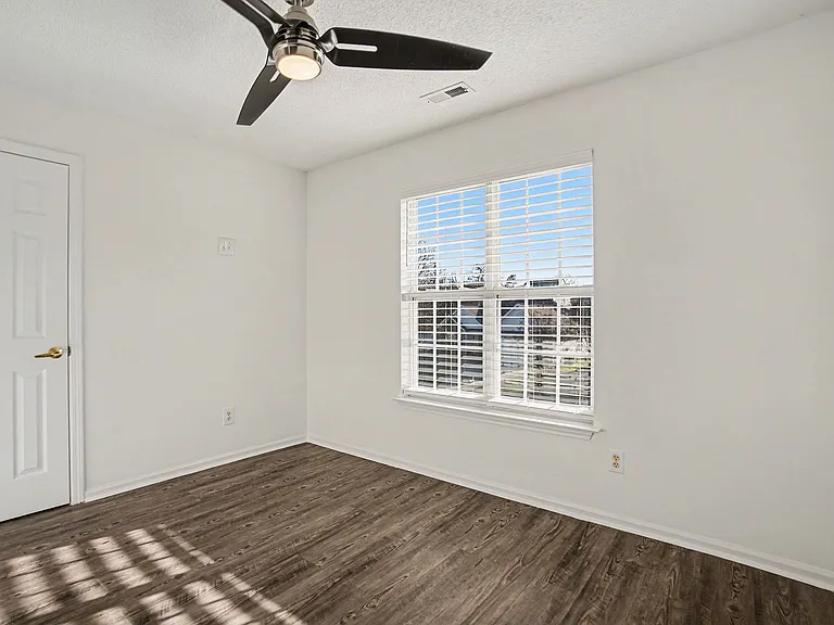 14423 Southbridge Forest Dr — Photo 17