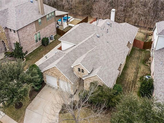 2nd image of 1421 Shenandoah Dr