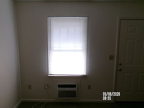 5th image of 135 17th Street Pl NW #135