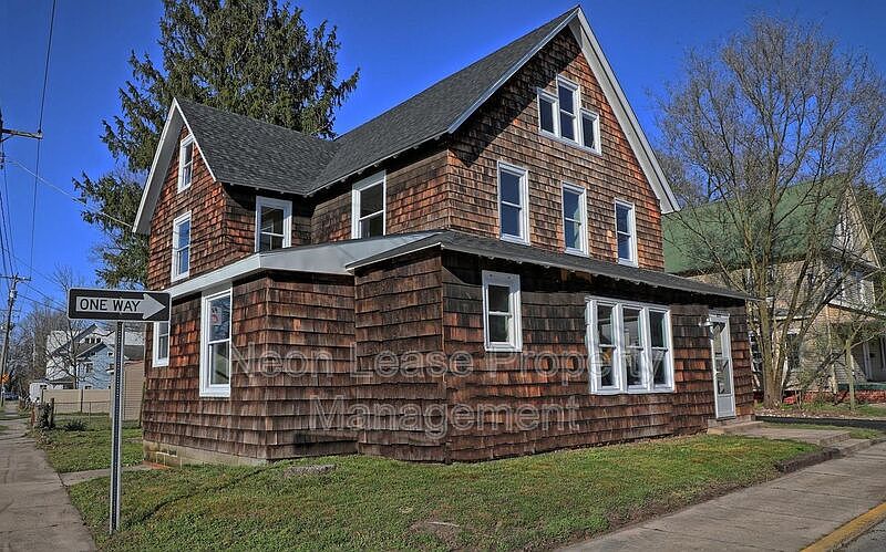 1st image of 223 W 6th St #B