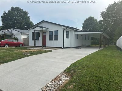 1112 Henrietta St, Ravenswood, WV, 26164