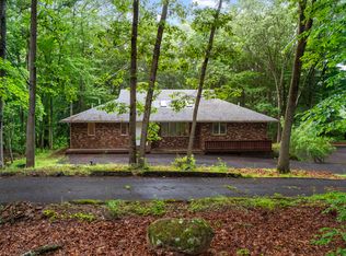 857 Totoket Rd, Northford, CT 06472