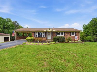 6141 Renan Rd, Hurt, VA, 24563