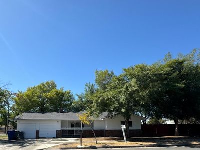 439 E San Ramon Ave, Fresno, CA, 93710