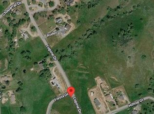 6301 Lupine Dr, Sanger, CA 93657