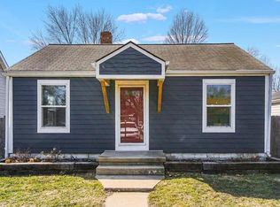 420 S 13th St, Chesterton, IN 46304