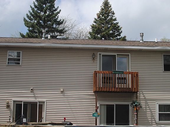 2nd image of 109 Shadywood Ln