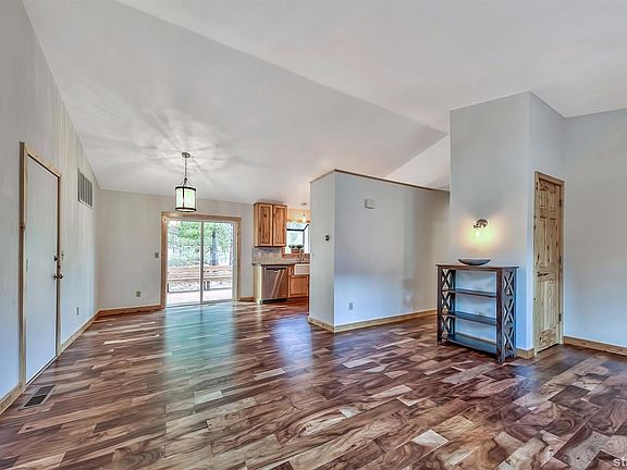 4th image of 3400 Panorama Dr