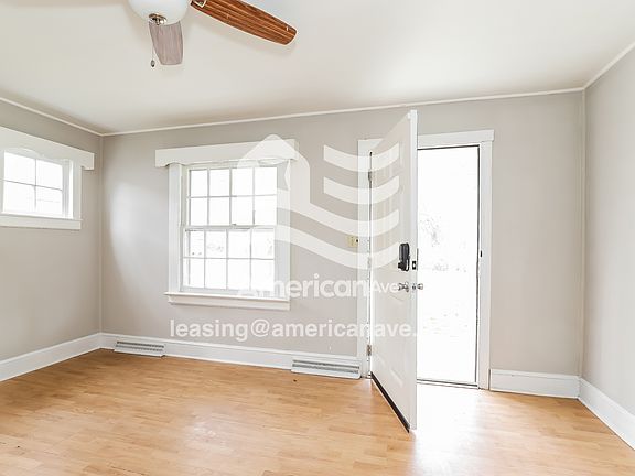 3-Living Room