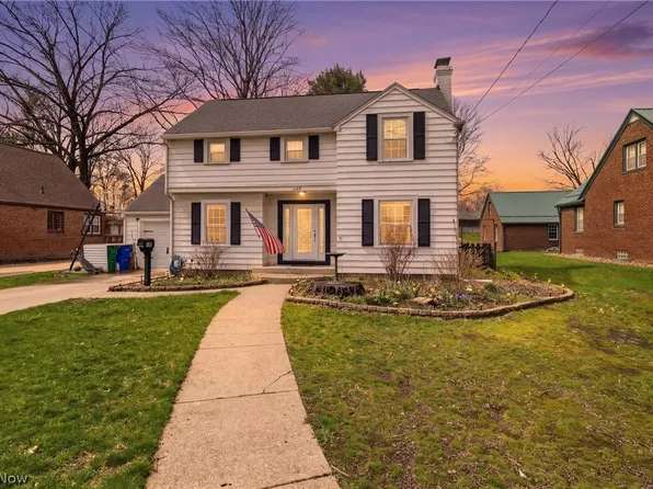 440 S Freedom St, Ravenna, OH 44266