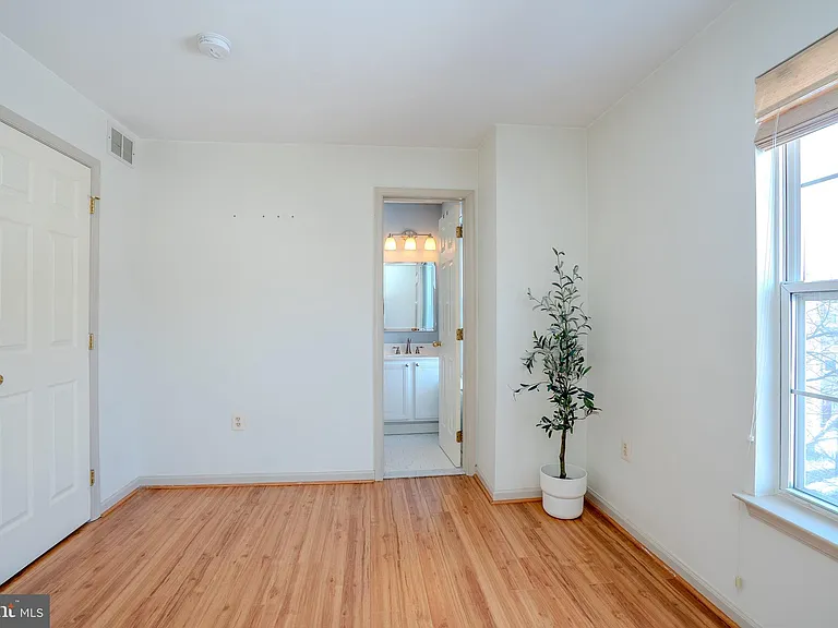 128 S Barrow Pl — Photo 20