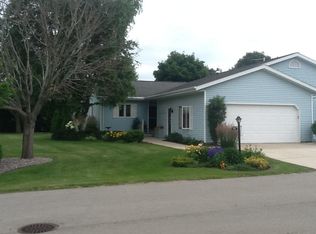 1900 Kellner St, Manitowoc, WI 54220