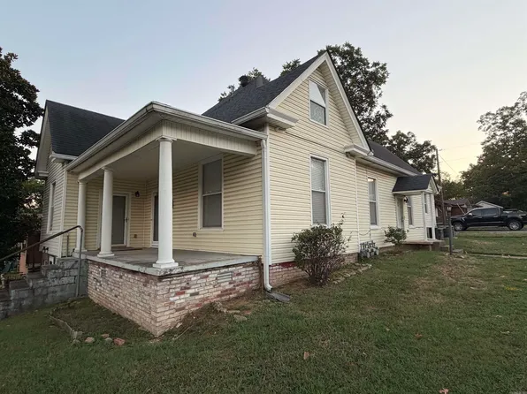 500 Valentine Dr, Little Rock, AR 72205