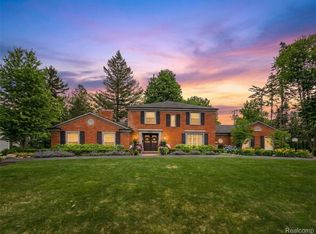 1252 Indian Mound E, Bloomfield Hills, MI