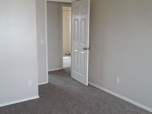 3rd image of 2026 Arthur Ave