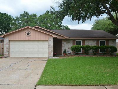 2327 Aprilmont Dr, Sugar Land, TX, 77498