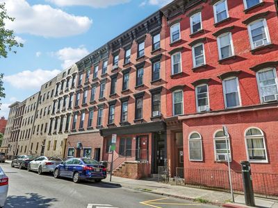 413 1st St APT 4E, Hoboken, NJ, 07030