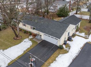 9 Rugby Rd, Nashua, NH 03063