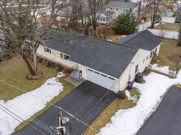 9 Rugby Road, Nashua, NH 03063