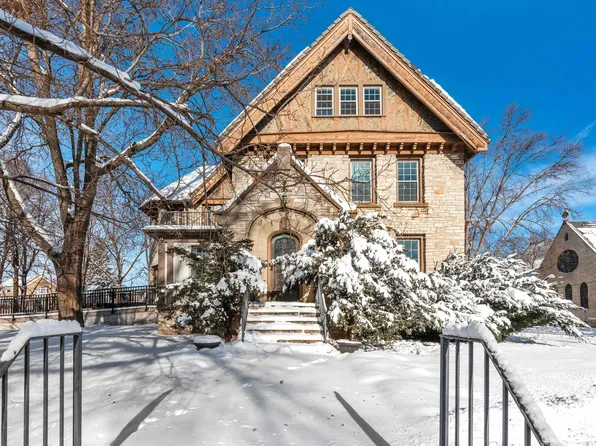 75 W Division St, Fond Du Lac, WI 54935