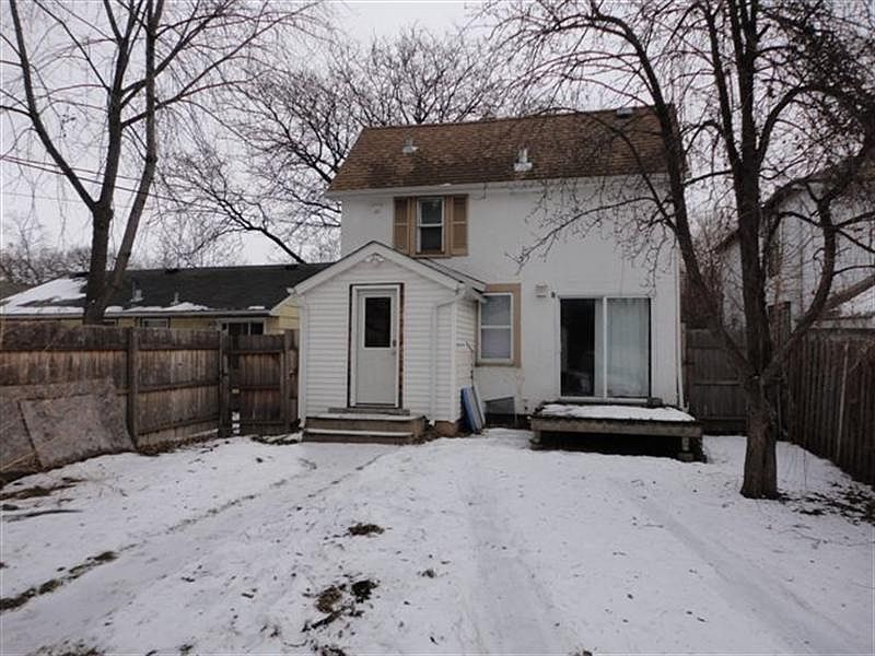 2nd image of 2908 31st Ave S