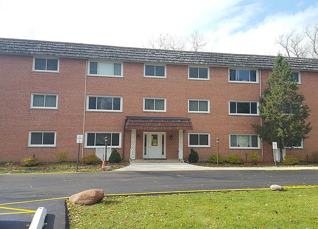 1st image of 1925 E Oakton St APT 2G