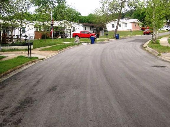 4th image of 2105 Brantley Ave