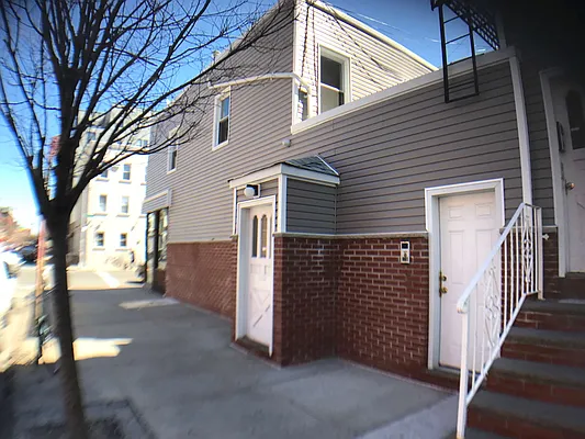 Rented by Bridge Realty | media 39