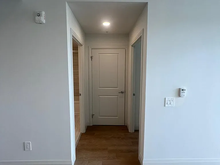 1333 Weber St E #501 — Photo 24