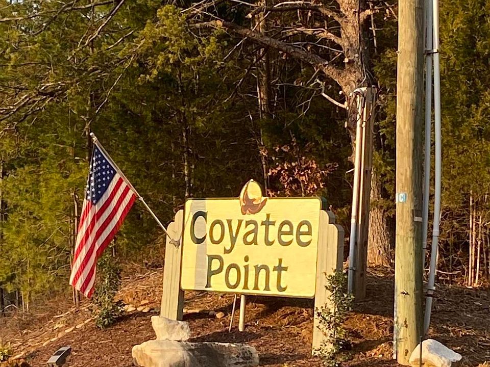 1st image of 104 Coyatee Point Dr