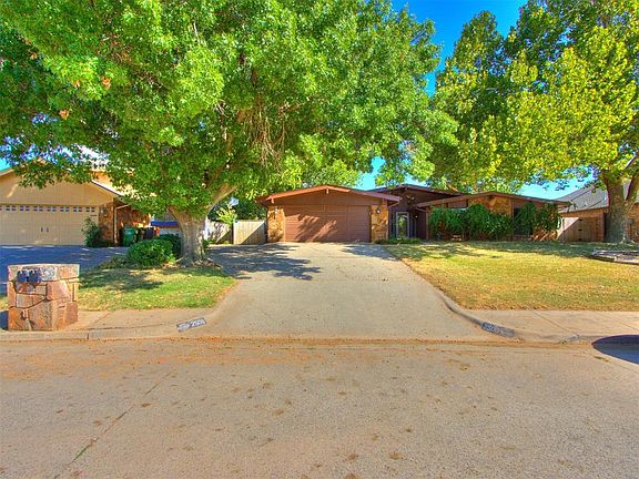 3rd image of 2508 Sequoia Park Dr