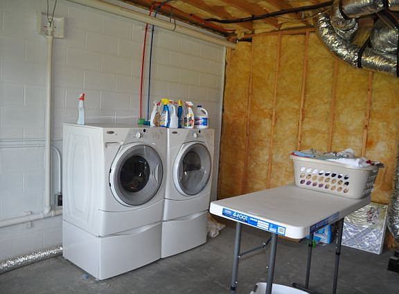2nd image of 142 Comfort Pl