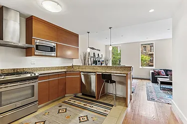 Rented by Liss Real Estate Group LLC