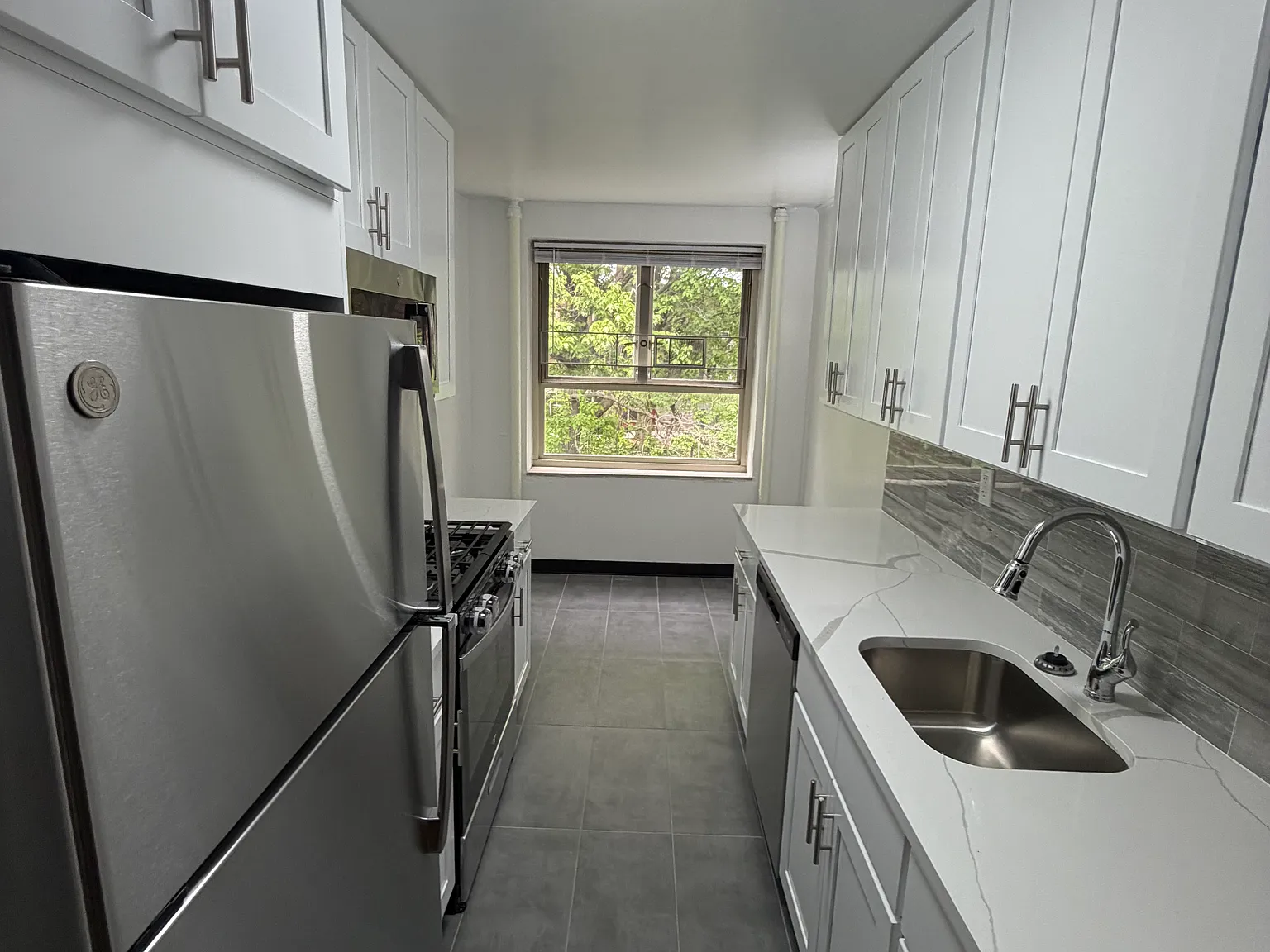71st Cres, Fresh Meadows — Photo 2