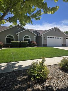 1377 Stodick Ln, Gardnerville, NV, 89410