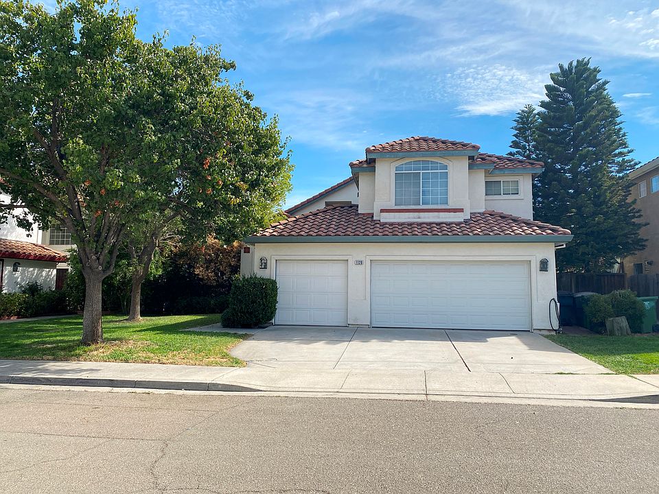 1st image of 1120 Palomar Ct