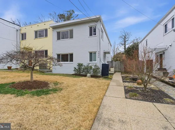 4848 Reservoir Rd NW, Washington, DC 20007