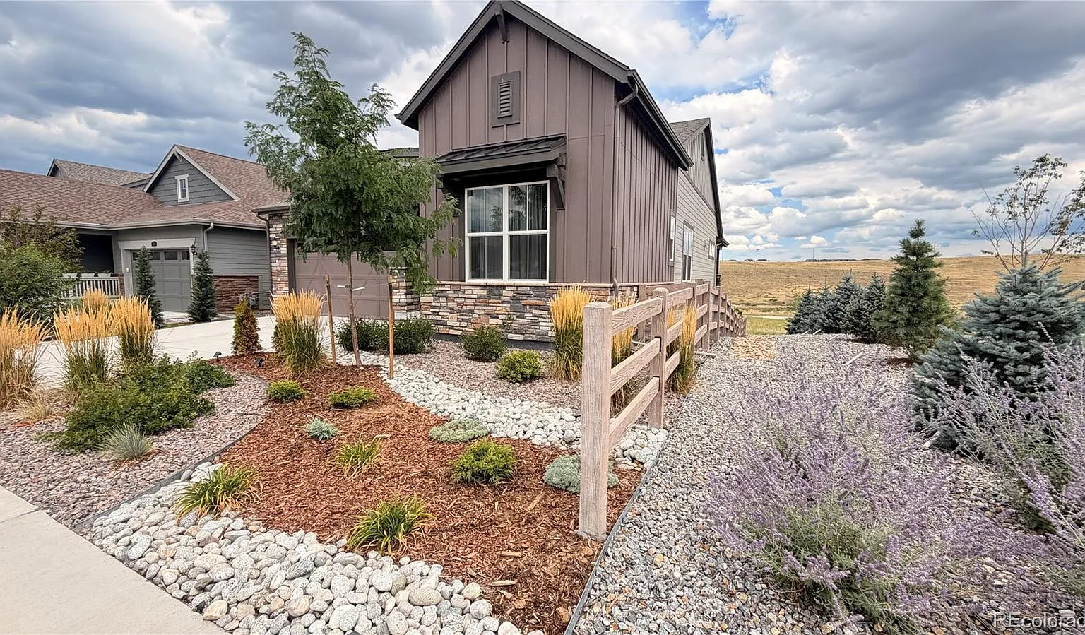 3 bed, 2.0 bath, 1850 sqft, $4,900 — Photo 3